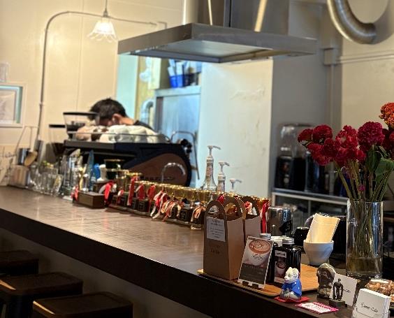 Vo2 BONFUKAYA meets Connect Coffee