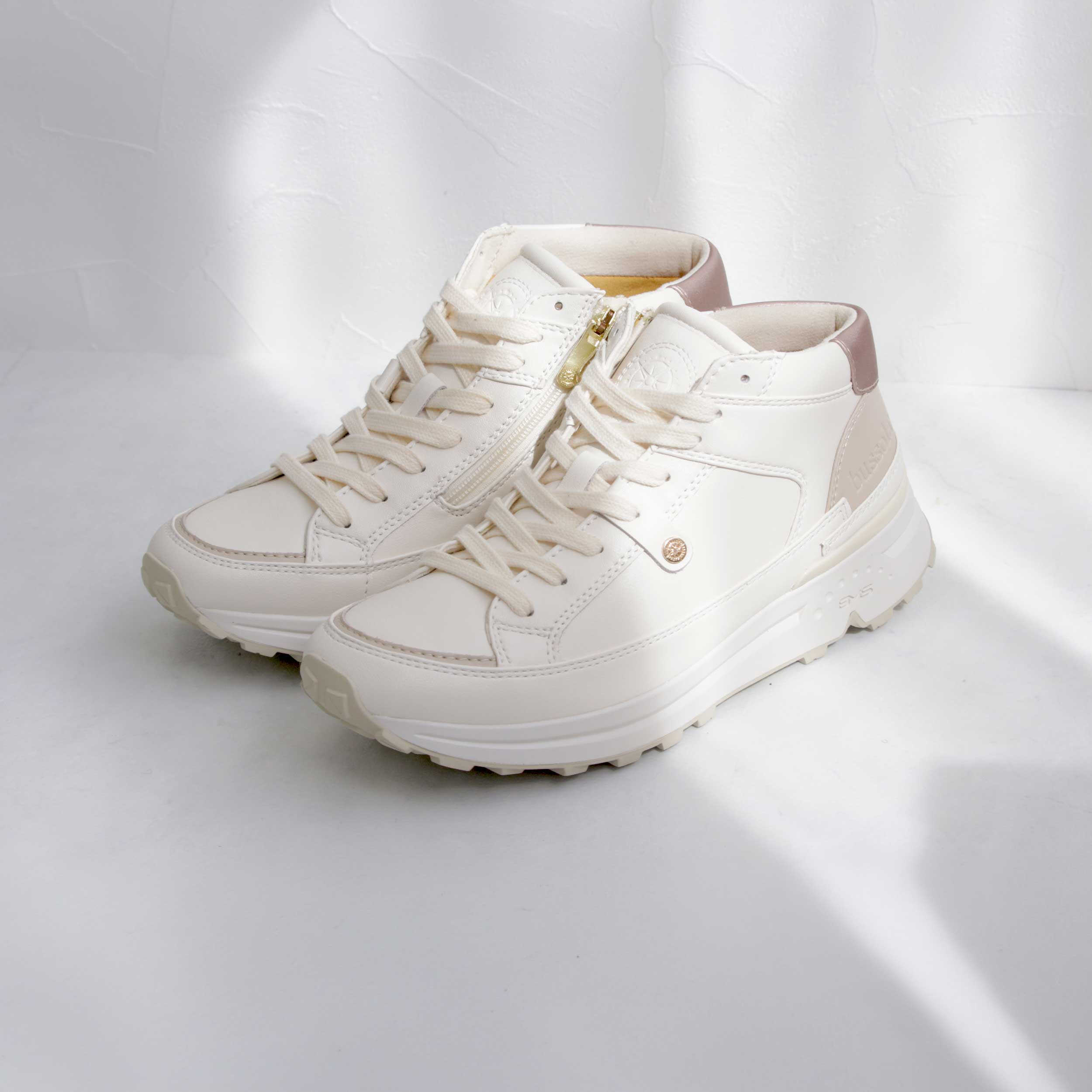 スニーカー BW2477