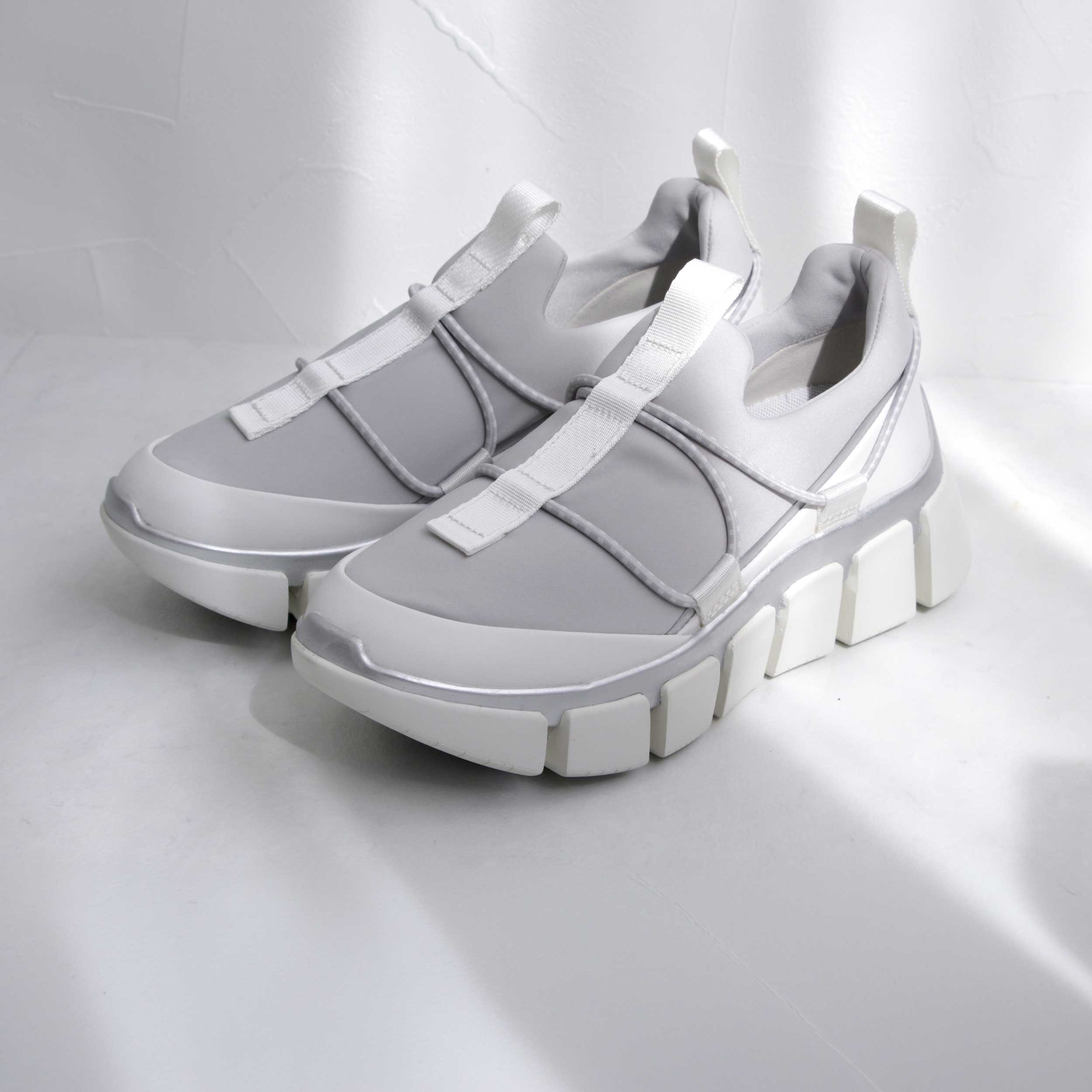 スニーカー BS2543