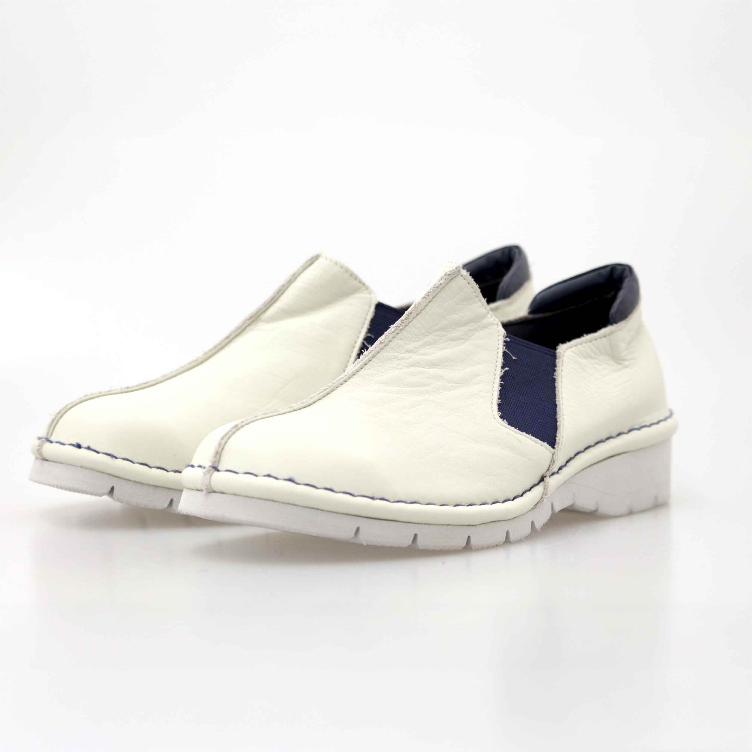 コンフォートシューズ 3017