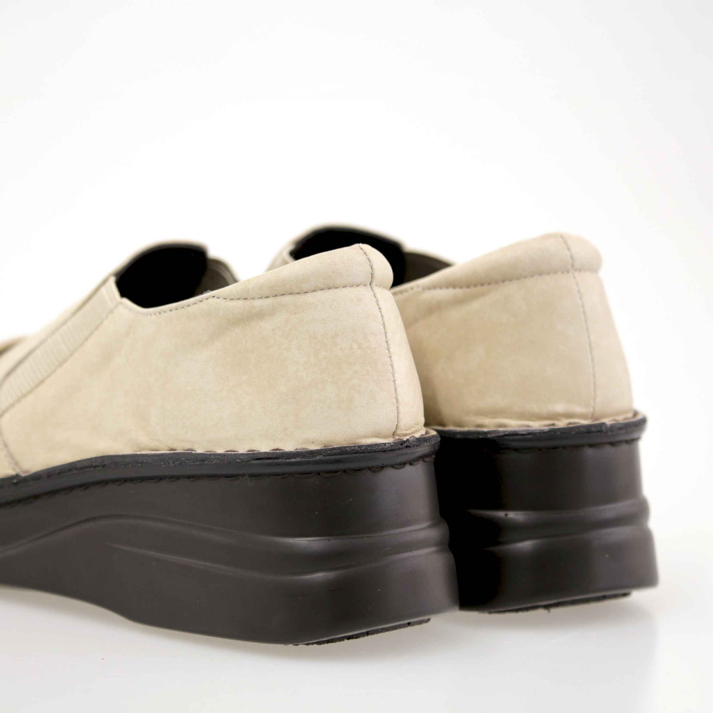 コンフォートシューズ 8303