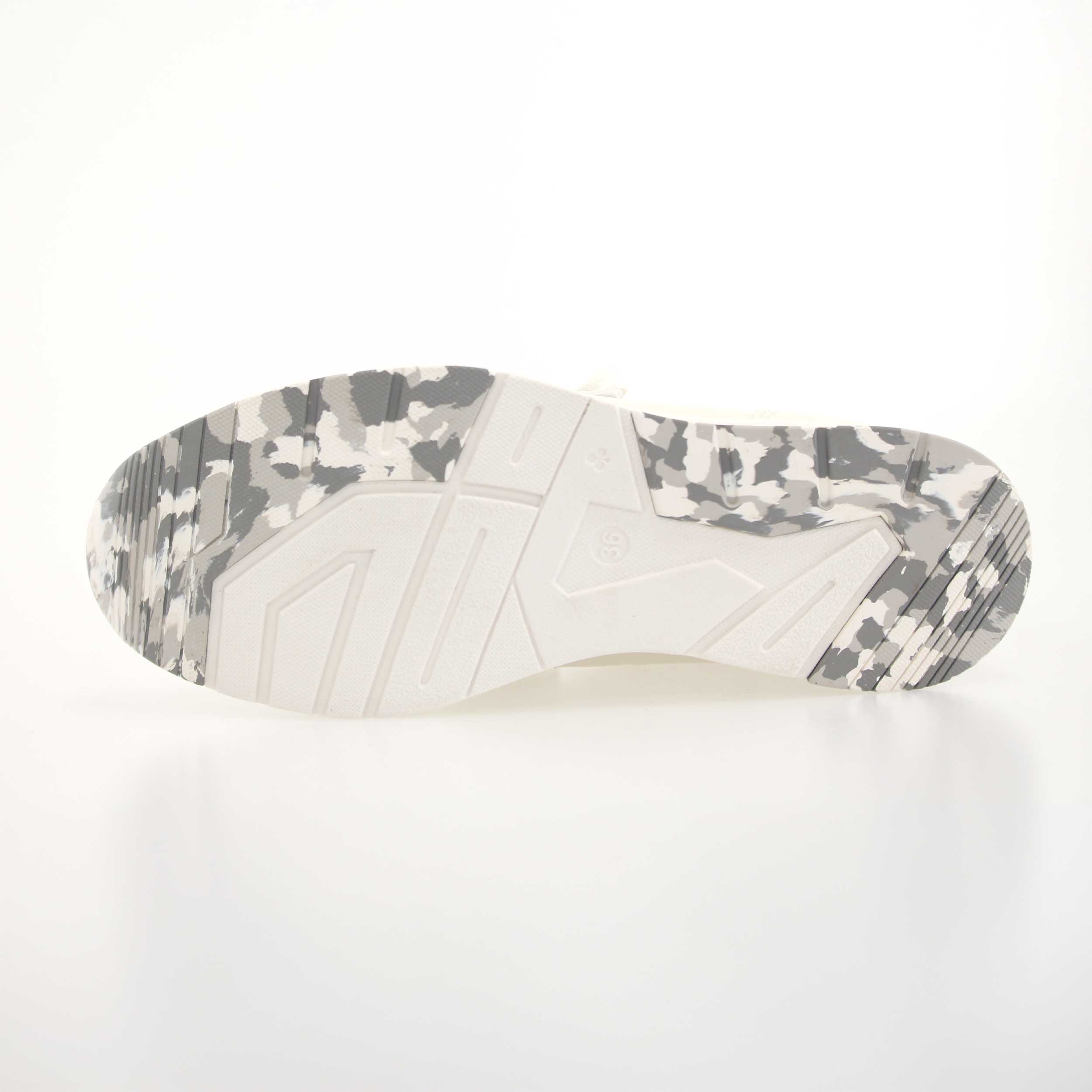 スニーカー BS2348