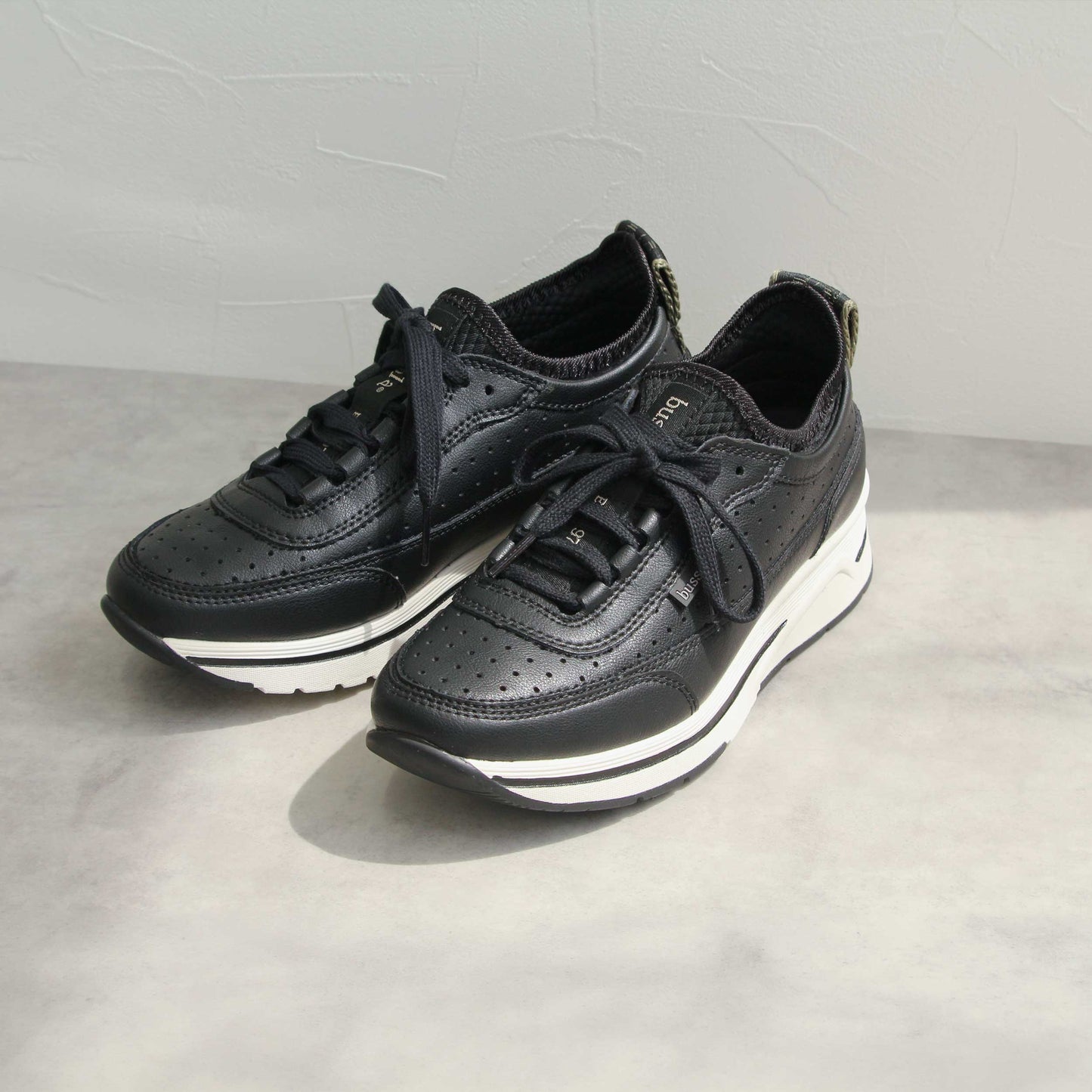 スニーカー BS2348