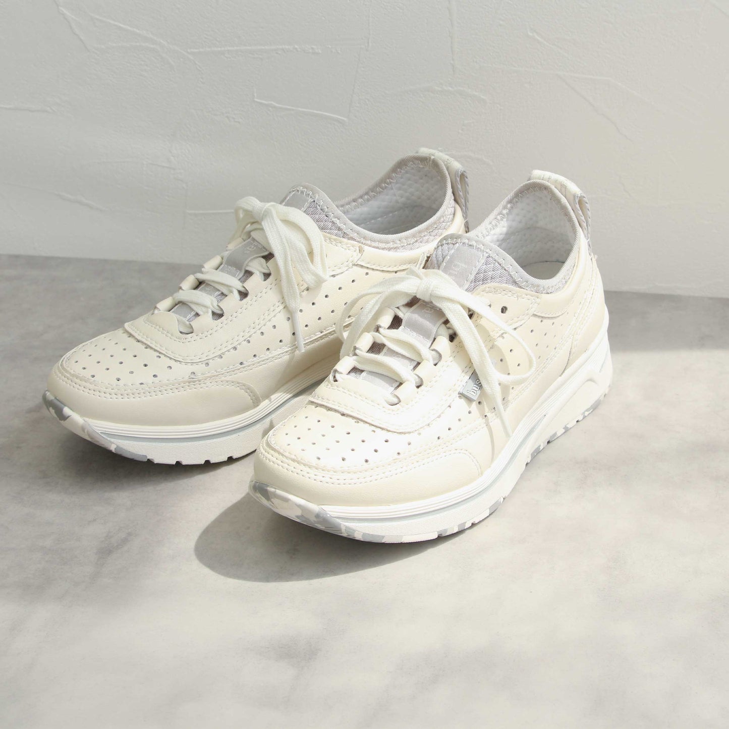 スニーカー BS2348