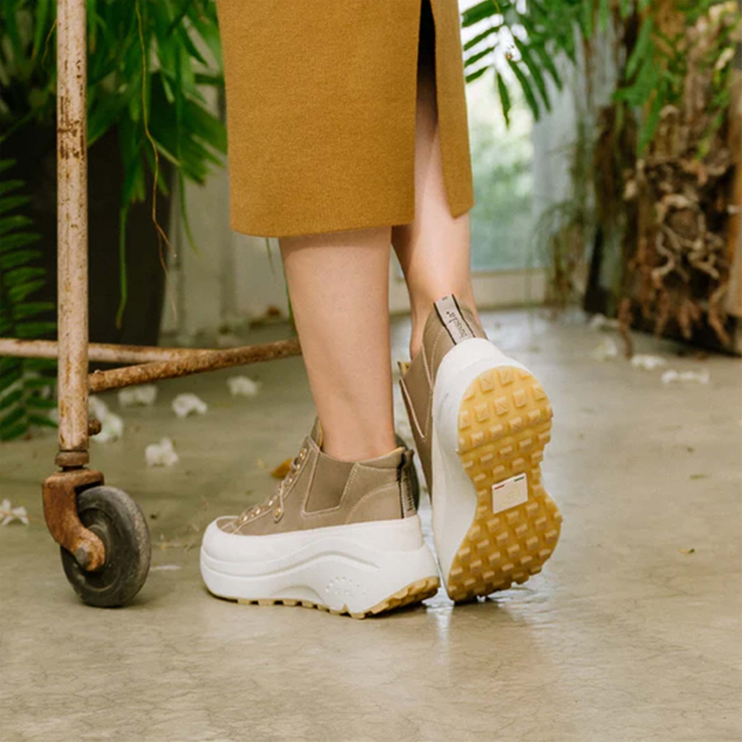 スニーカー BS2452