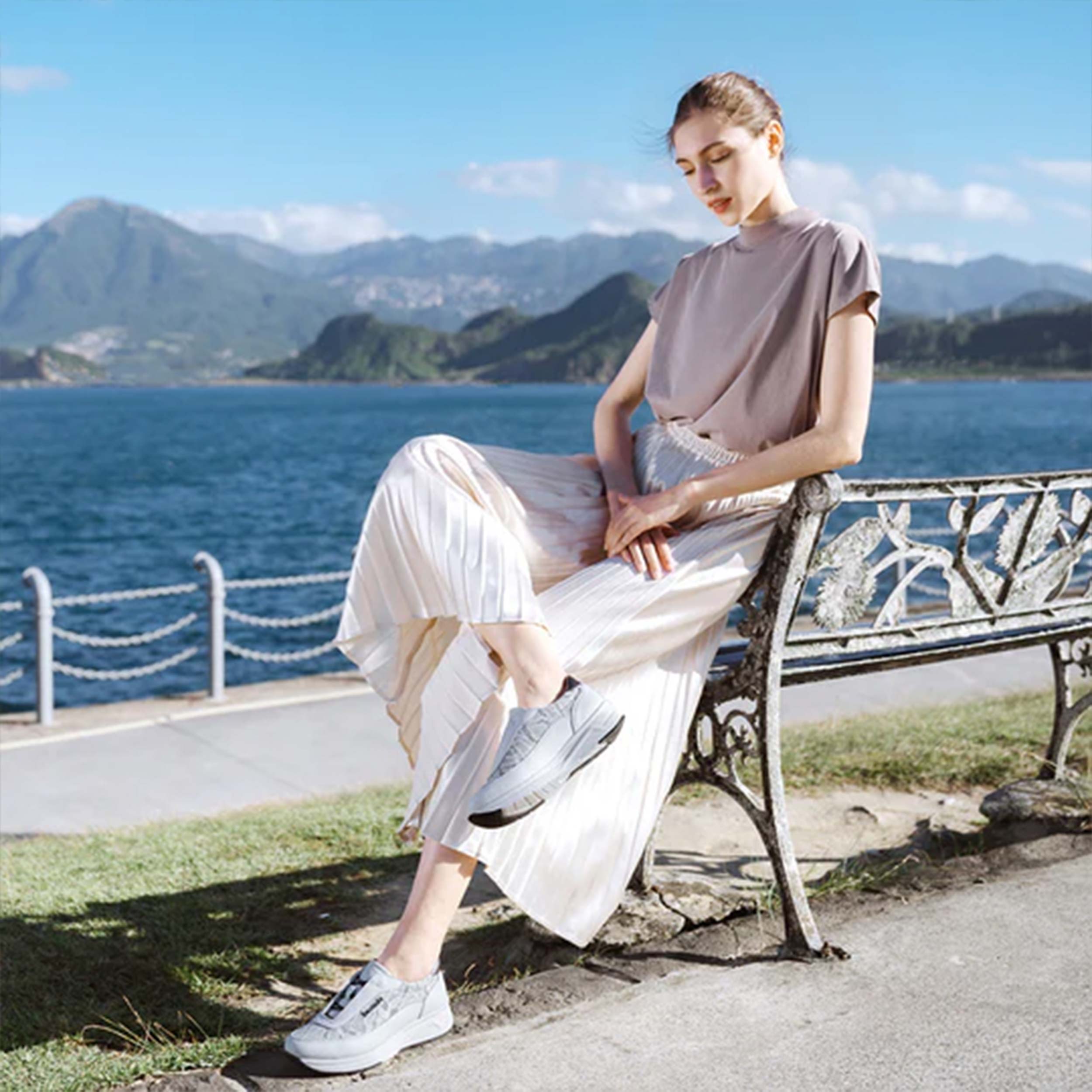 スニーカー BW2387