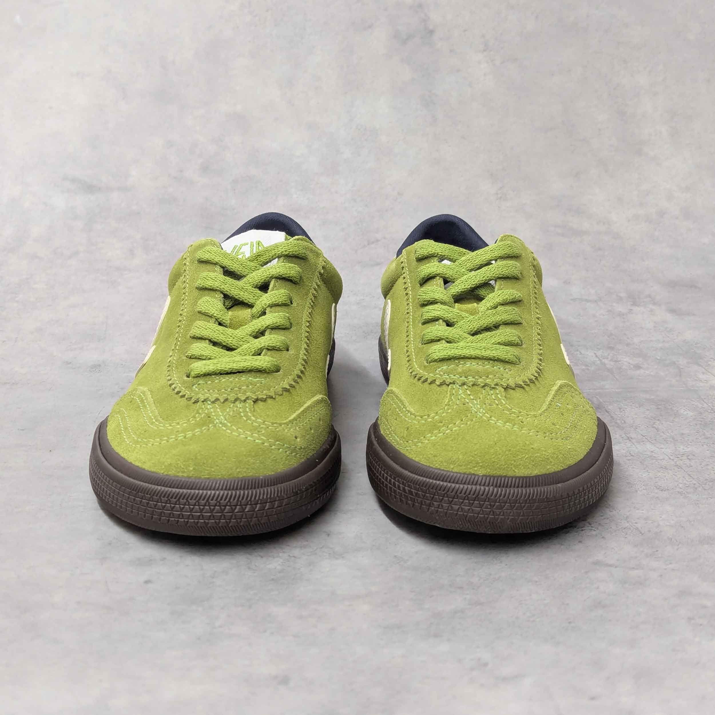 スニーカー VOLLEY