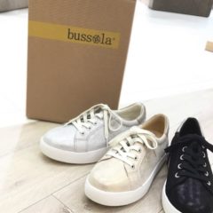 bussola☆レースアップスニーカー