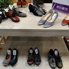 ☆秋物新作パンプス入荷☆